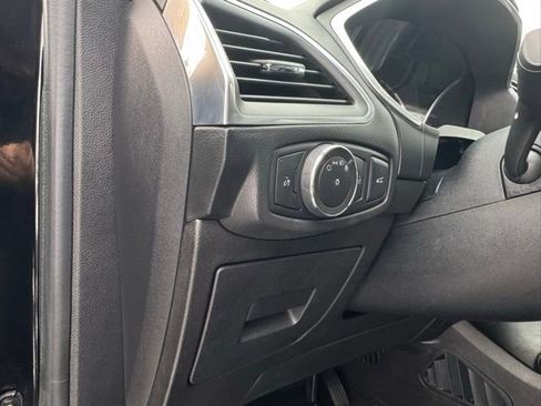 Used 2017 Ford Edge Titanium w/ Equipment Group 301A image 18