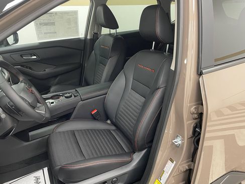 New 2026 Nissan Rogue SV AWD/4WD image 6