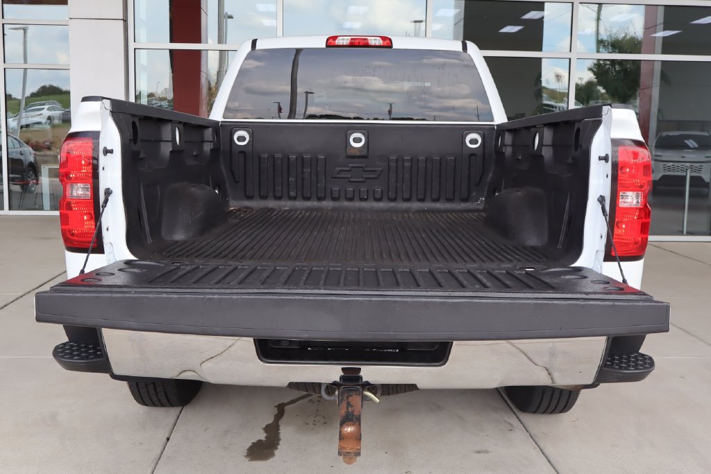 Used 2018 Chevrolet Silverado 1500 LT w/ All Star Edition AWD/4WD image 11