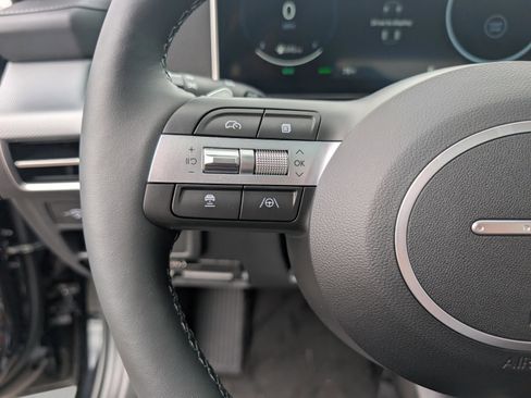 Used 2025 Hyundai Sonata Limited FWD image 26