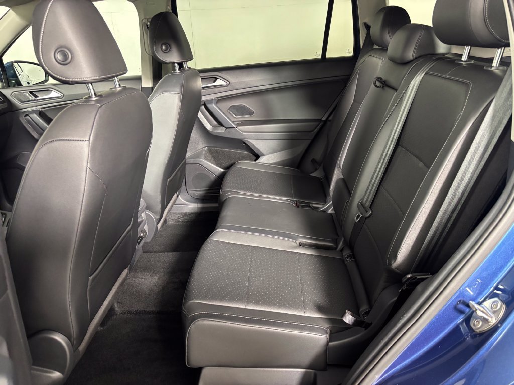 Used 2019 Volkswagen Tiguan SEL AWD/4WD image 28