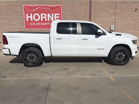 Used 2023 RAM 1500 Big Horn AWD/4WD image 4