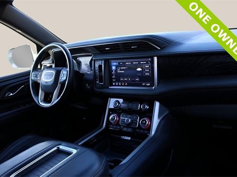 Used 2021 GMC Yukon XL Denali image 19