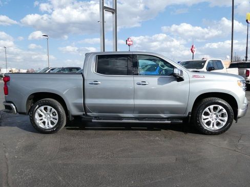 Certified 2024 Chevrolet Silverado 1500 LTZ AWD/4WD image 4