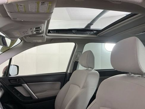 Used 2018 Subaru Forester 2.5i Premium AWD/4WD image 14
