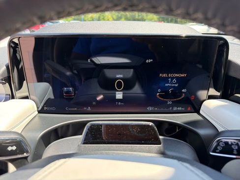 New 2026 Lincoln Aviator AWD image 24