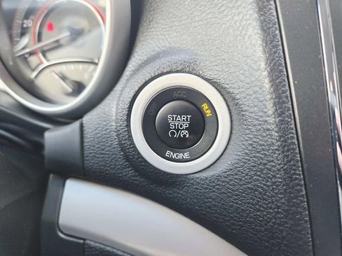 Used 2014 Dodge Journey SXT w/ Flexible Seating Group image 22