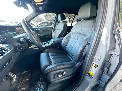 Used 2024 BMW X5 M60i image 22