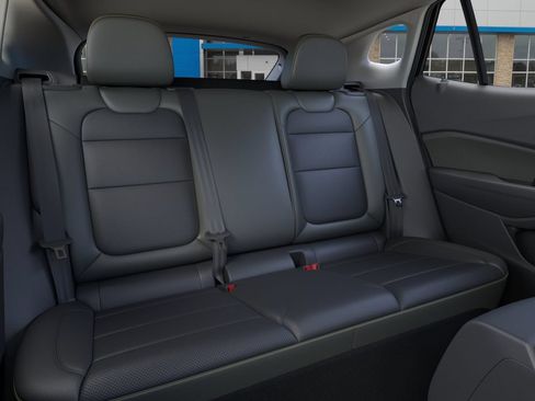 New 2026 Chevrolet Trax ACTIV FWD image 17