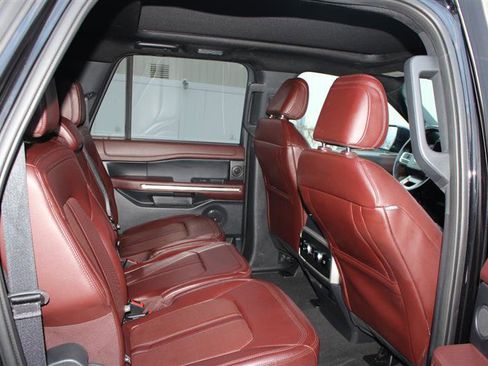 Used 2024 Ford Expedition Max Limited image 17