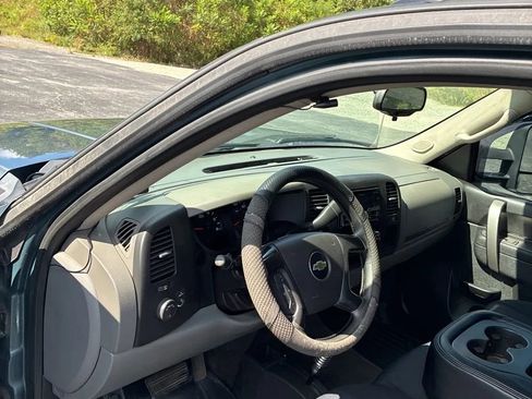 Used 2013 Chevrolet Silverado 1500 LS image 8