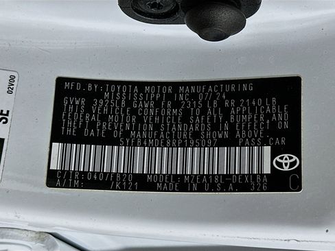 Used 2024 Toyota Corolla LE image 12