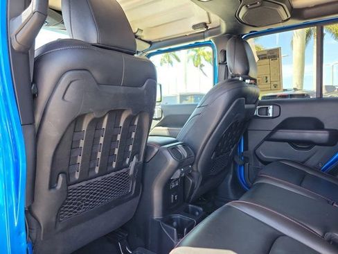 Used 2021 Jeep Gladiator Rubicon w/ LED Lighting Group AWD/4WD image 14