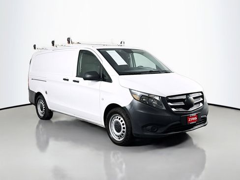 Used 2018 Mercedes-Benz Metris image 7