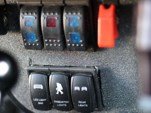 Used 1988 Jeep Wrangler Sahara AWD/4WD image 25
