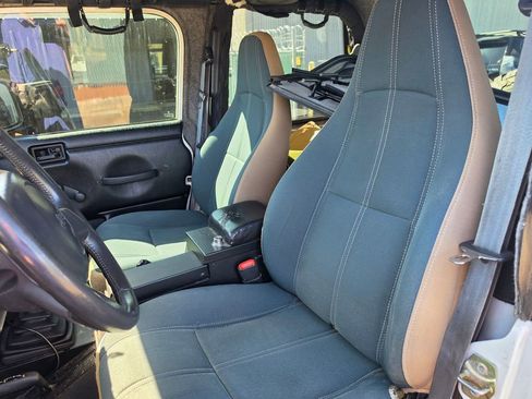 Used 1997 Jeep Wrangler SE AWD/4WD image 8