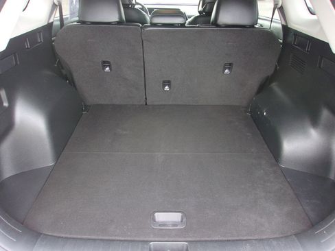 Used 2023 Kia Sportage EX image 18