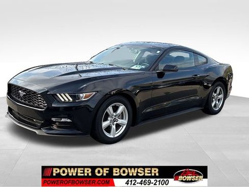 Used 2017 Ford Mustang Coupe image 1