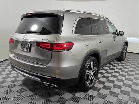 Used 2022 Mercedes-Benz GLS 450 4MATIC image 9