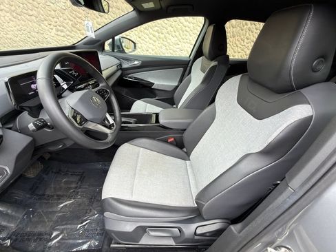Used 2023 Volkswagen ID.4 Pro AWD/4WD image 13