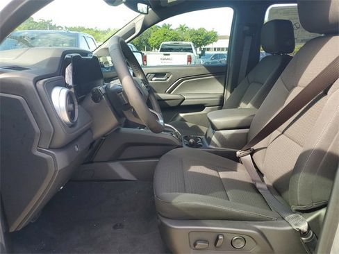 New 2026 Chevrolet Colorado LT image 12