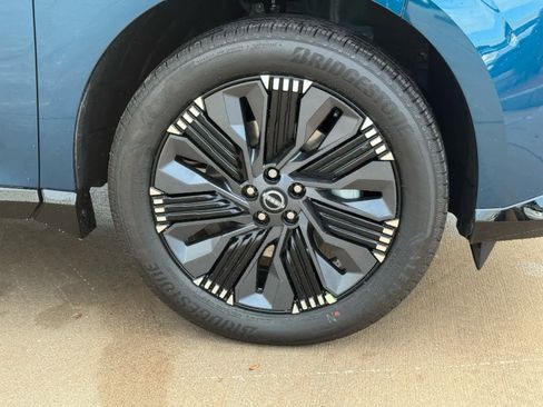 New 2026 Nissan Murano Platinum image 10