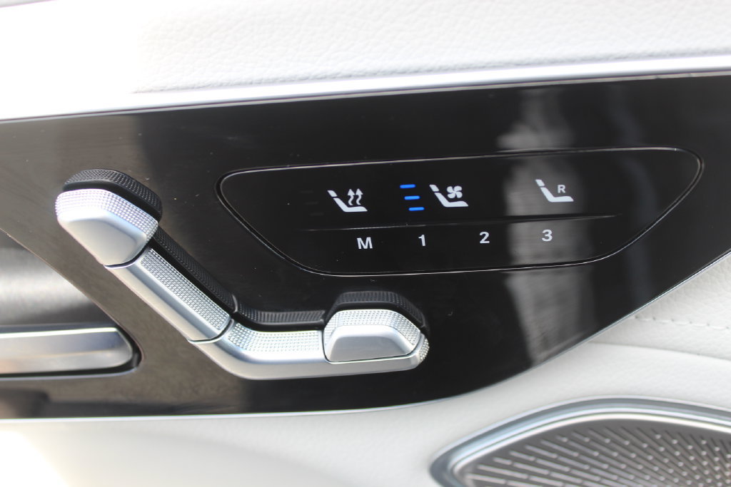 Used 2023 Mercedes-Benz EQS 450+ SUV image 15