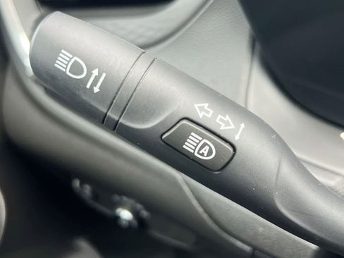 Used 2025 Buick Encore GX Preferred image 26