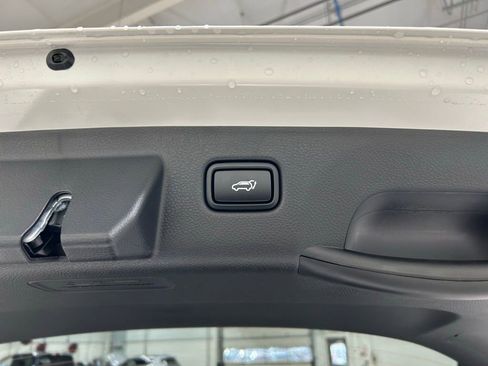 New 2026 Kia Seltos SX w/ SX Sunroof Package image 26