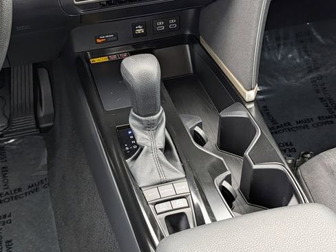 Used 2025 Toyota Camry LE image 14