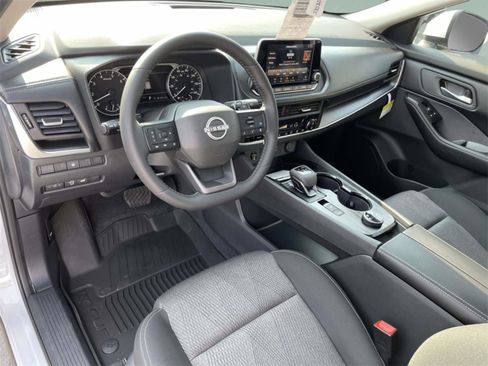 New 2026 Nissan Rogue SV w/ Cold Weather Package image 27