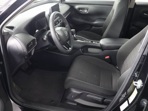 Certified 2023 Honda HR-V LX image 17