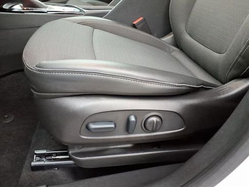 Used 2023 Buick Encore GX Preferred w/ Cold Weather Comfort Package image 14