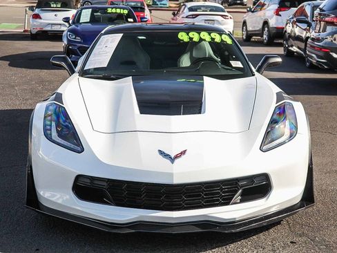 Used 2017 Chevrolet Corvette Grand Sport w/ Grand Sport Heritage Package image 2