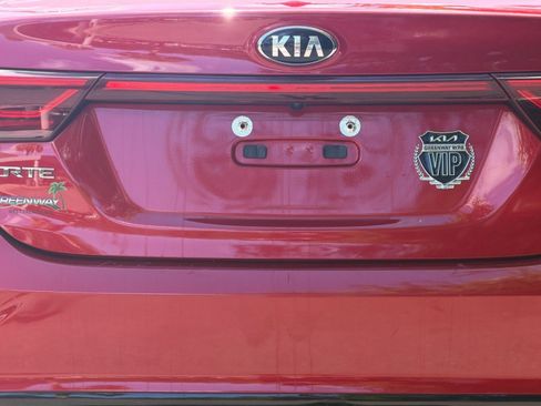 Used 2019 Kia Forte S FWD image 41