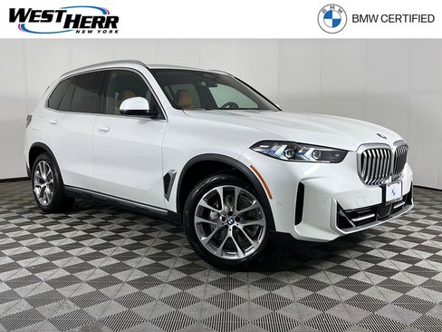 Certified 2024 BMW X5 xDrive40i w/ Premium Package AWD/4WD image 1