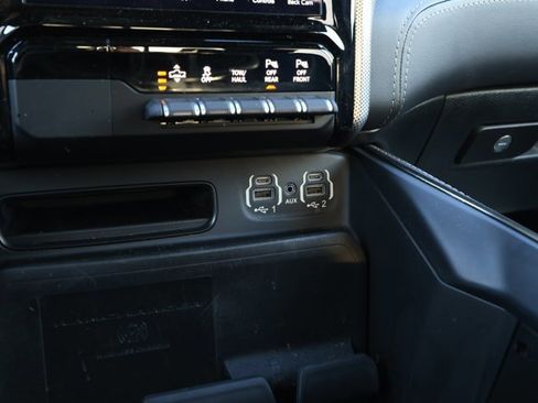 Used 2020 RAM 1500 Limited image 19