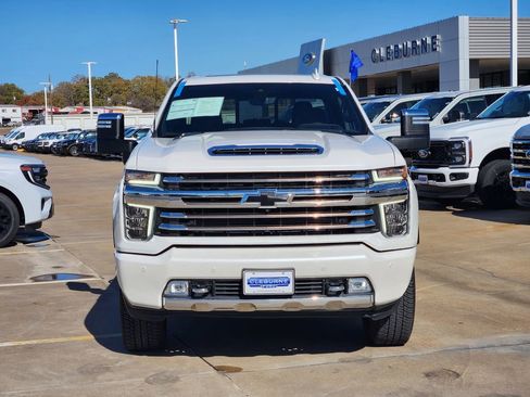 Used 2021 Chevrolet Silverado 2500 High Country image 2