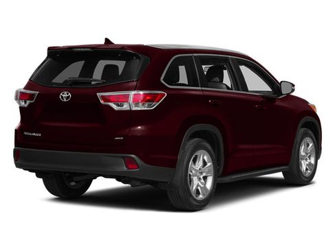 Used 2014 Toyota Highlander Limited w/ Driver Technology Package AWD/4WD image 2