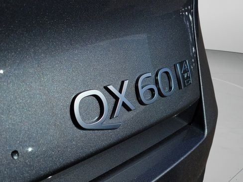 Used 2026 INFINITI QX60 Luxe w/ Family Package AWD/4WD image 31