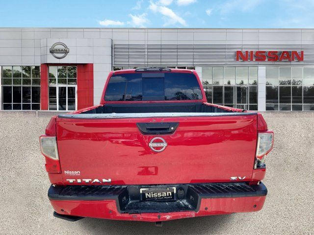 Used 2023 Nissan Titan SV w/ SV Convenience Package RWD image 3
