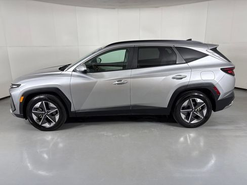 Used 2025 Hyundai Tucson SEL FWD image 5
