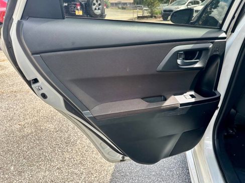 Used 2017 Toyota Corolla iM image 13