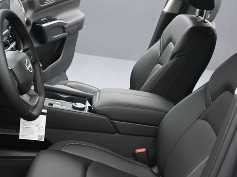 New 2026 Nissan Pathfinder SL AWD/4WD image 19