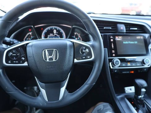 Used 2016 Honda Civic Touring image 21