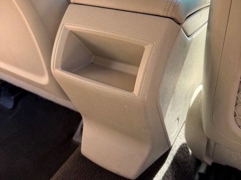 Used 2011 Subaru Outback 3.6R Limited image 27