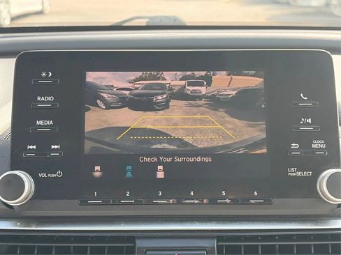Used 2018 Honda Accord LX image 23