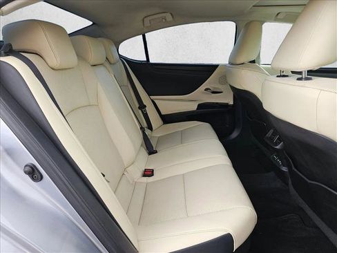 Used 2022 Lexus ES 300h w/ Premium Package FWD image 20