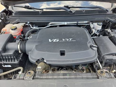Used 2021 GMC Canyon AT4 w/ Driver Alert Package AWD/4WD image 17