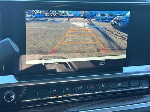 Used 2026 Chevrolet Silverado 1500 LT image 33